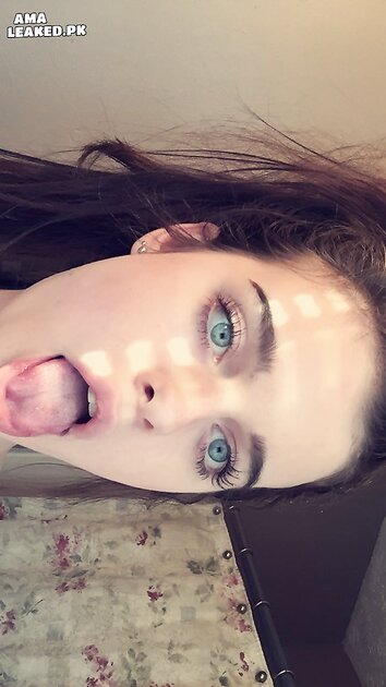 Ⓛⓔⓐⓚⓔⓓ - Erica O