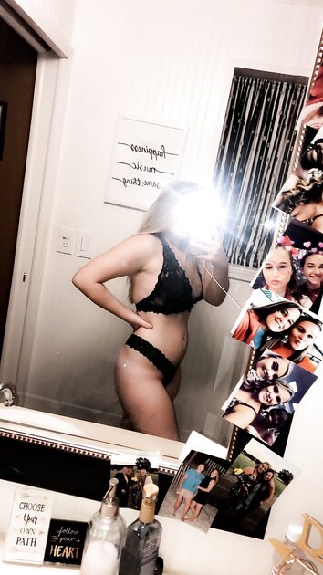 Ⓛⓔⓐⓚⓔⓓ - Maci B #2