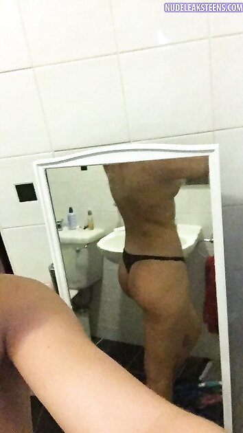 Ⓛⓔⓐⓚⓔⓓ - Erin R
