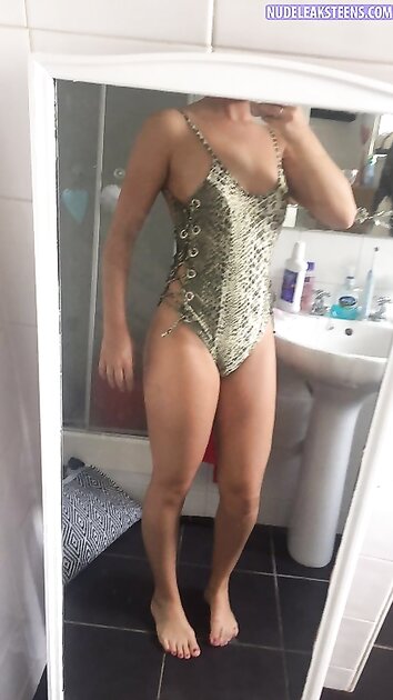 Ⓛⓔⓐⓚⓔⓓ - Erin R