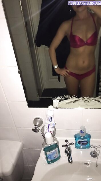 Ⓛⓔⓐⓚⓔⓓ - Erin R