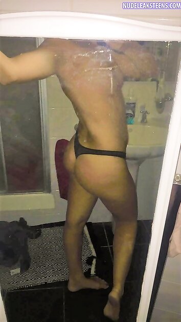Ⓛⓔⓐⓚⓔⓓ - Erin R