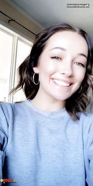 Ⓛⓔⓐⓚⓔⓓ - Olivia R