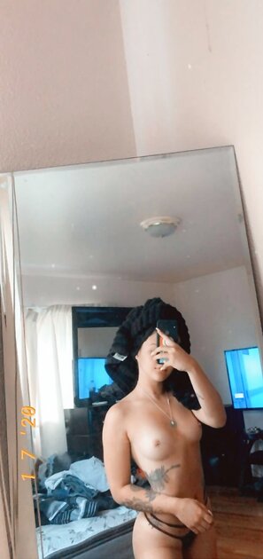 Ⓛⓔⓐⓚⓔⓓ - Grace C #2