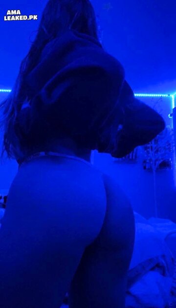 Ⓛⓔⓐⓚⓔⓓ - Chloe D #2