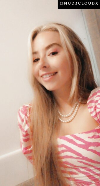Ⓛⓔⓐⓚⓔⓓ - Madeline F
