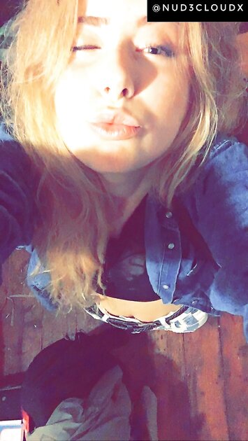 Ⓛⓔⓐⓚⓔⓓ - Madeline F