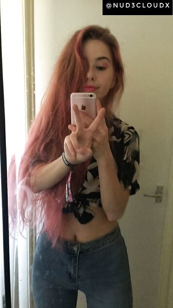 Ⓛⓔⓐⓚⓔⓓ - Madeline F
