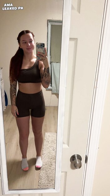 Ⓛⓔⓐⓚⓔⓓ - Maddy W