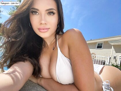 Ⓛⓔⓐⓚⓔⓓ - Amelia