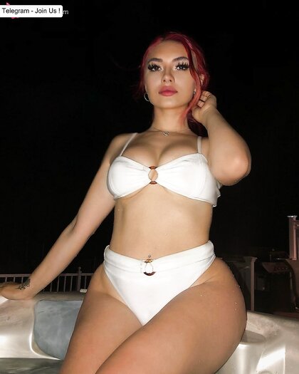 Ⓛⓔⓐⓚⓔⓓ - Amelia