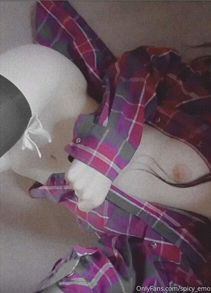 Ḛͭ̉̇͟ḿ̬̏ͤͅo̯̱̊͊͢ T̨͈͗̌ͥḣ̖̻͛̓o̯̱̊͊͢t̲̂̓ͩ̑s̠҉͍͊ͅ - ????????ῑᏣʏ͢已൩ⵙ #2