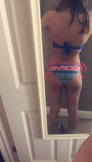 Ⓛⓔⓐⓚⓔⓓ - Ashley M