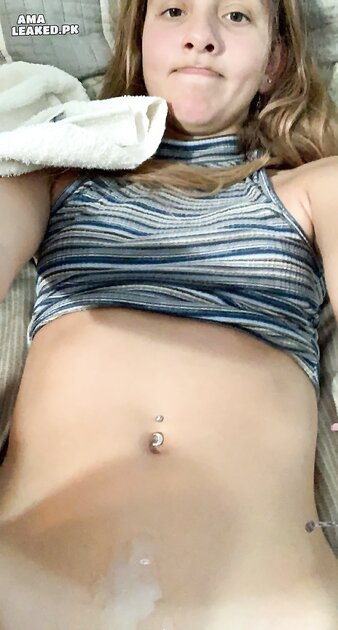 Ⓛⓔⓐⓚⓔⓓ - Maya L