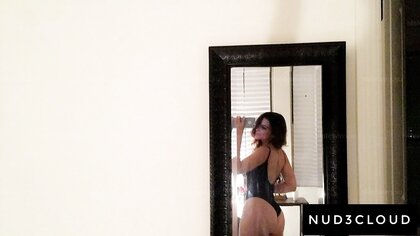 Ⓛⓔⓐⓚⓔⓓ - Stacy #2