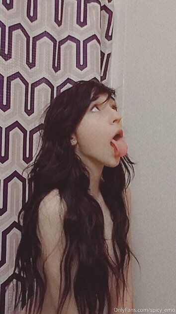 Ḛͭ̉̇͟ḿ̬̏ͤͅo̯̱̊͊͢ T̨͈͗̌ͥḣ̖̻͛̓o̯̱̊͊͢t̲̂̓ͩ̑s̠҉͍͊ͅ - ????????ῑᏣʏ͢已൩ⵙ