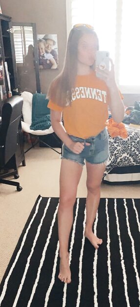 Ⓛⓔⓐⓚⓔⓓ - Alli N #2