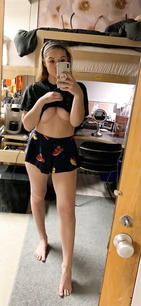 Ⓛⓔⓐⓚⓔⓓ - Alli N #2