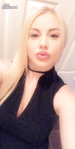 Ⓛⓔⓐⓚⓔⓓ - Kelly M
