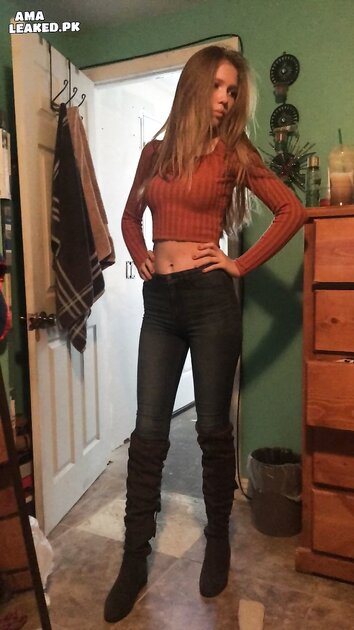 Ⓛⓔⓐⓚⓔⓓ - Kylee T #2