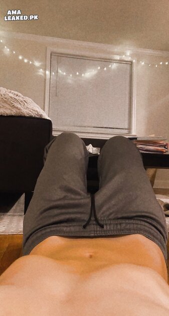 Ⓛⓔⓐⓚⓔⓓ - Samantha H