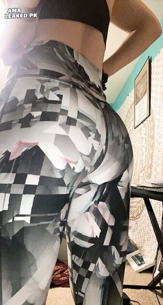 Ⓛⓔⓐⓚⓔⓓ - Samantha H