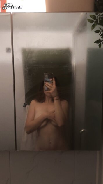 Ⓛⓔⓐⓚⓔⓓ - Mia S ???????? #3