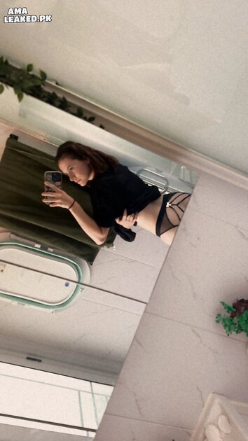 Ⓛⓔⓐⓚⓔⓓ - Mia S ???????? #3