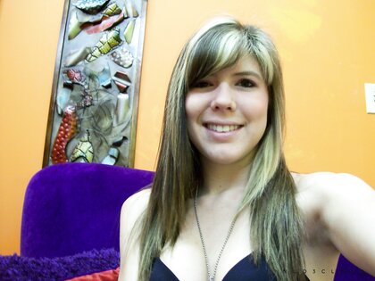 Ⓛⓔⓐⓚⓔⓓ - Becca