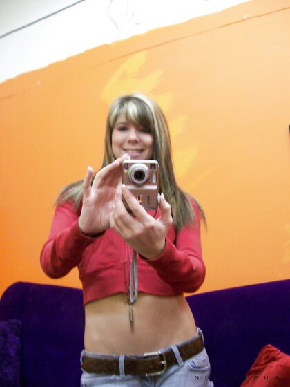 Ⓛⓔⓐⓚⓔⓓ - Becca