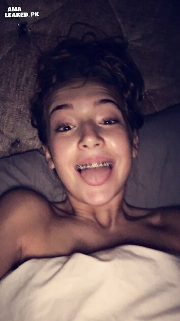 Ⓛⓔⓐⓚⓔⓓ - Eva C