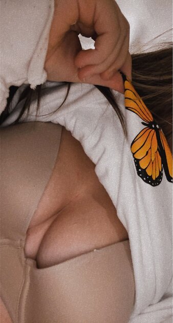 Ⓛⓔⓐⓚⓔⓓ - Maci B