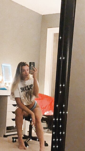 Ⓛⓔⓐⓚⓔⓓ - Haleigh F