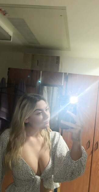 Ⓛⓔⓐⓚⓔⓓ - Haleigh F