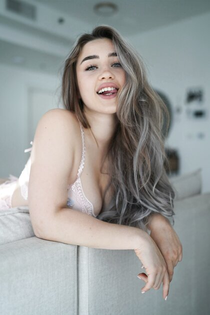Natalia Fadeev Sexy Photos