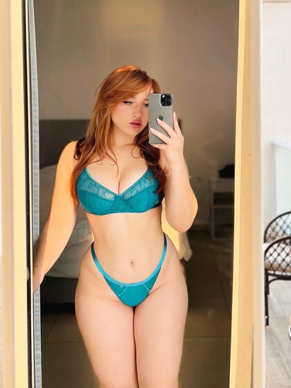 Natalia Fadeev Sexy Photos