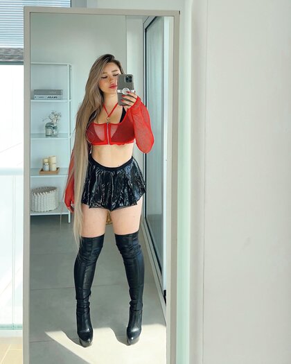Natalia Fadeev Sexy Photos