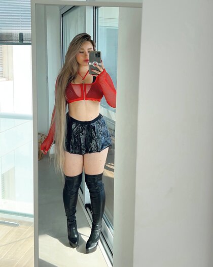 Natalia Fadeev Sexy Photos