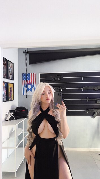 Natalia Fadeev Sexy Photos